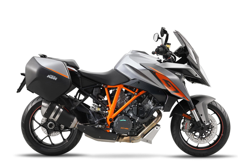 Illustration for article titled 2016 KTM 1290 Super Duke GT: Sport Touring That Requires Race Leathers